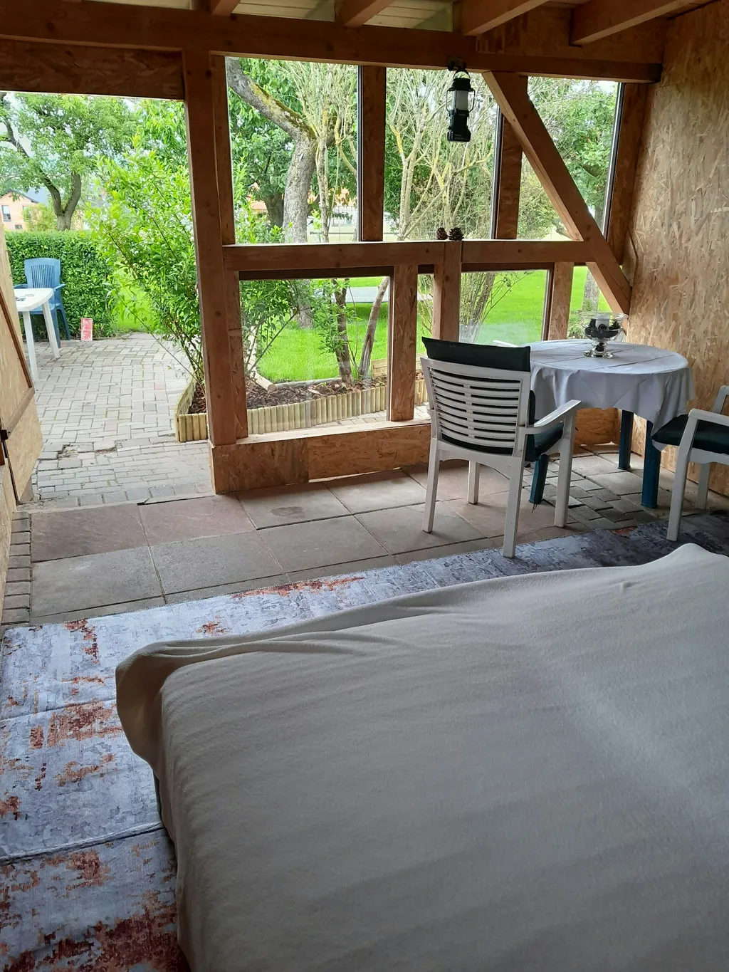 Gartenloft im Obstgarten
