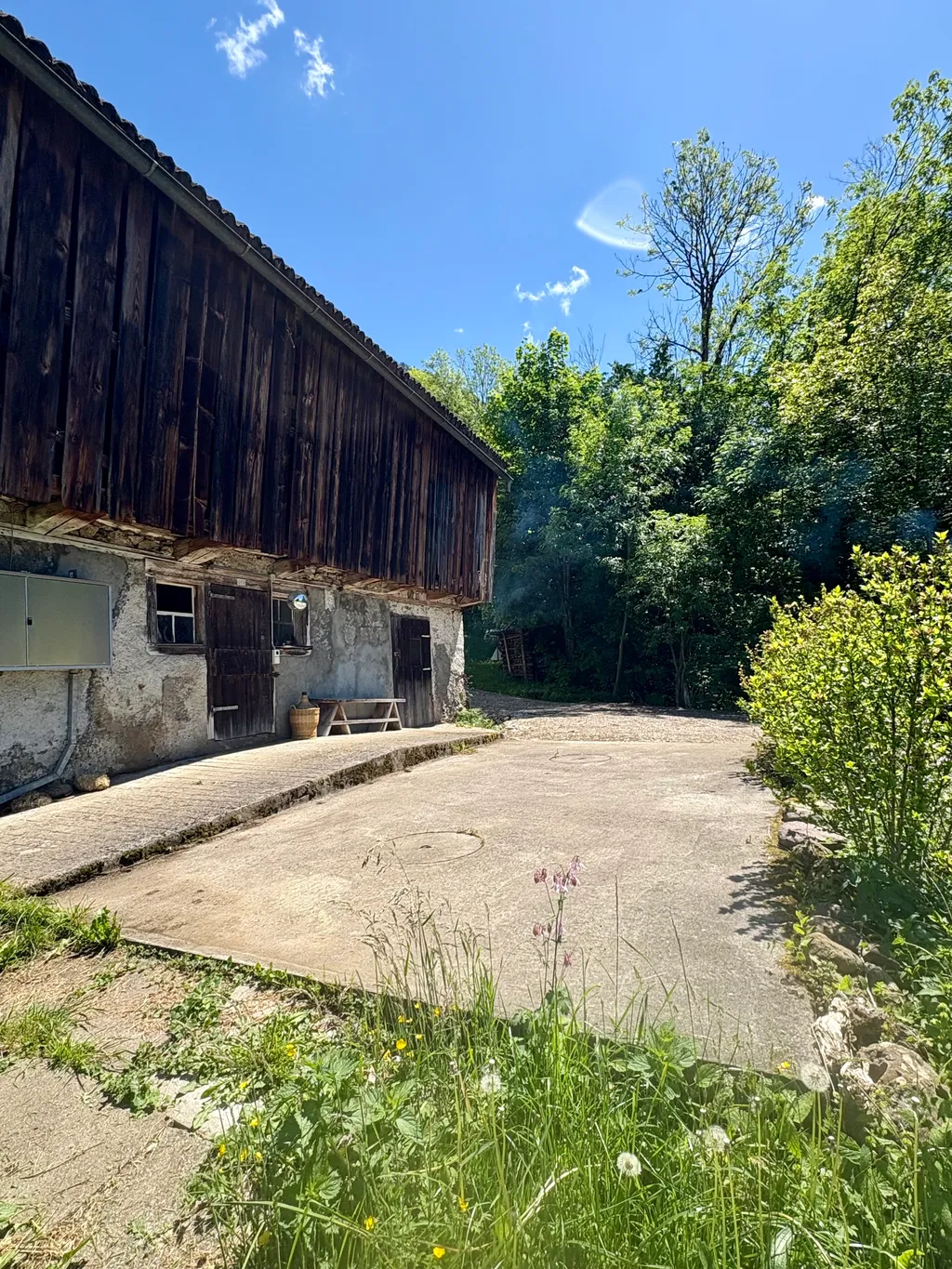 Stellplatz vor der Scheune
