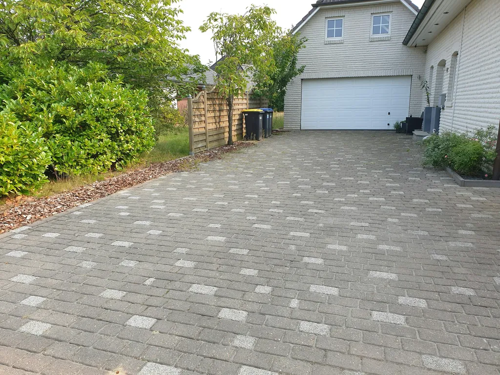 Ruhiges Wohngebiet mitten im Dorf