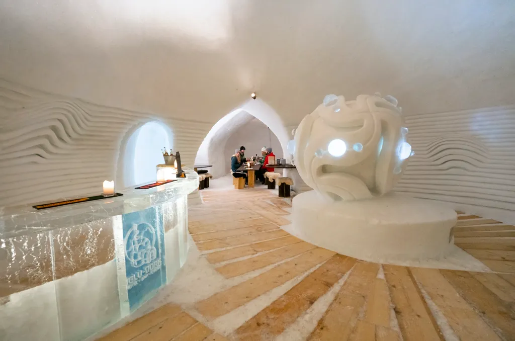TinyLodge – das Iglu-Erlebnis im warmen Hüttli