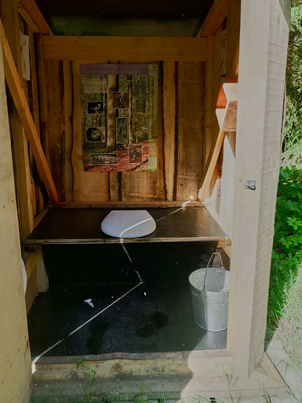 Trockentoilette innen