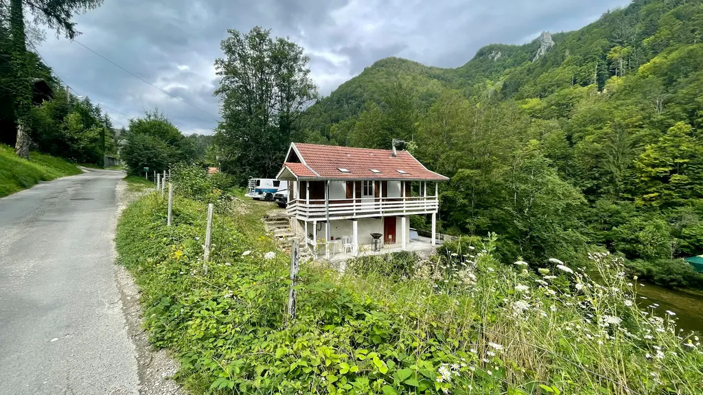 Camp "de luxe" im Goumois (F)