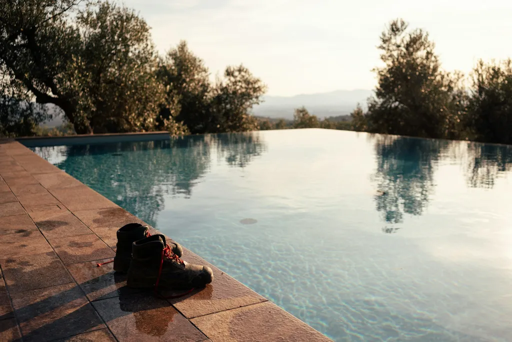 Infinity-Pool