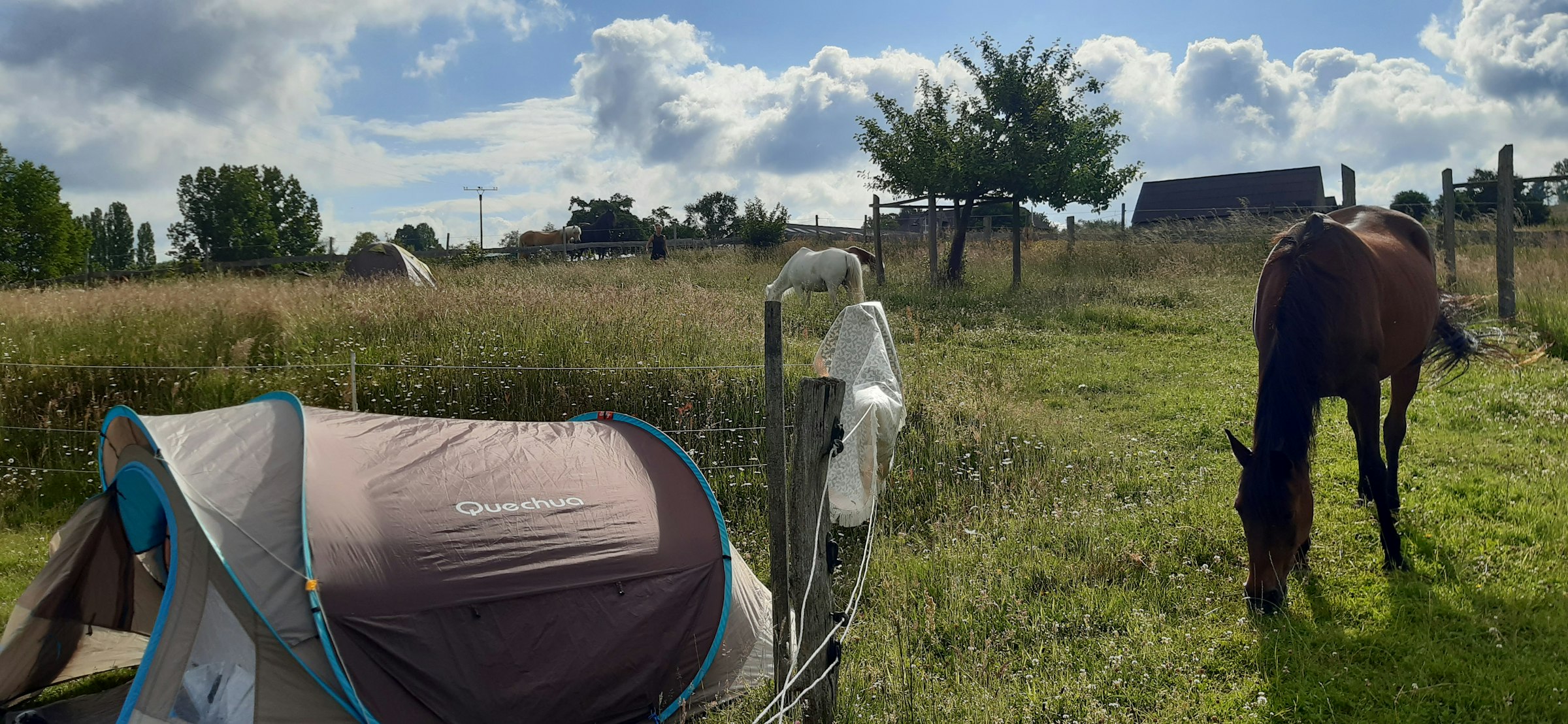 Zeltplatz Notunterkunft b.Gewitter
