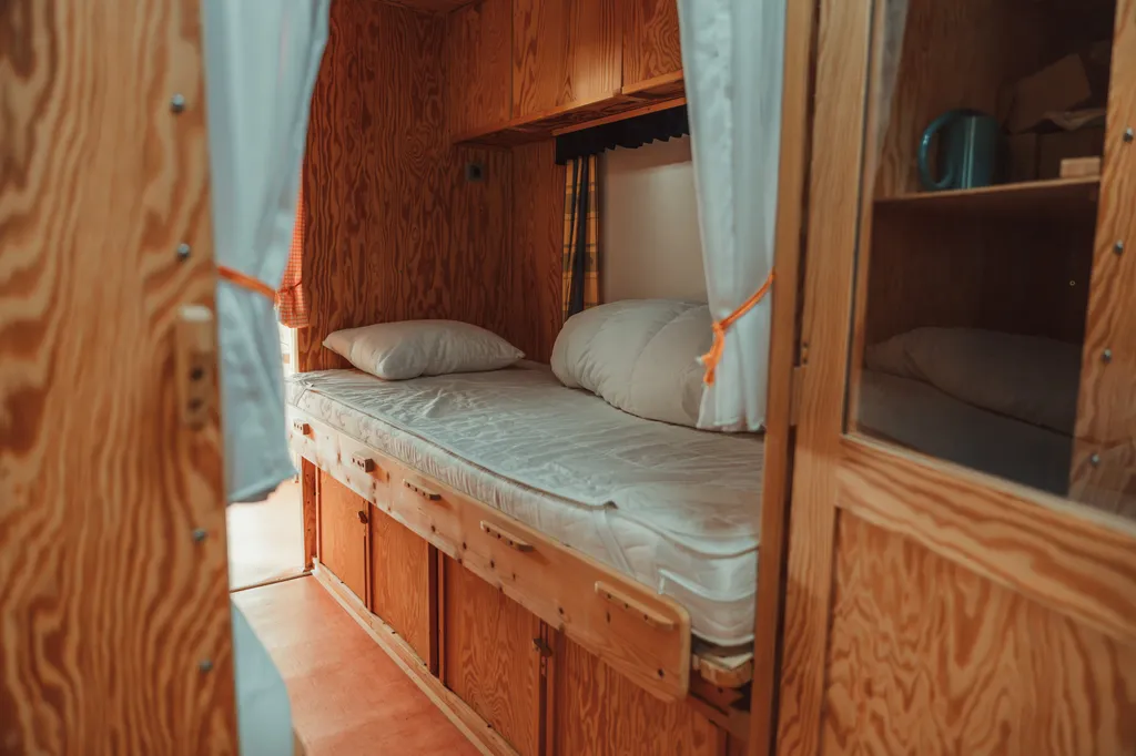 Gemütliches Wohnmobil im Bleniotal.