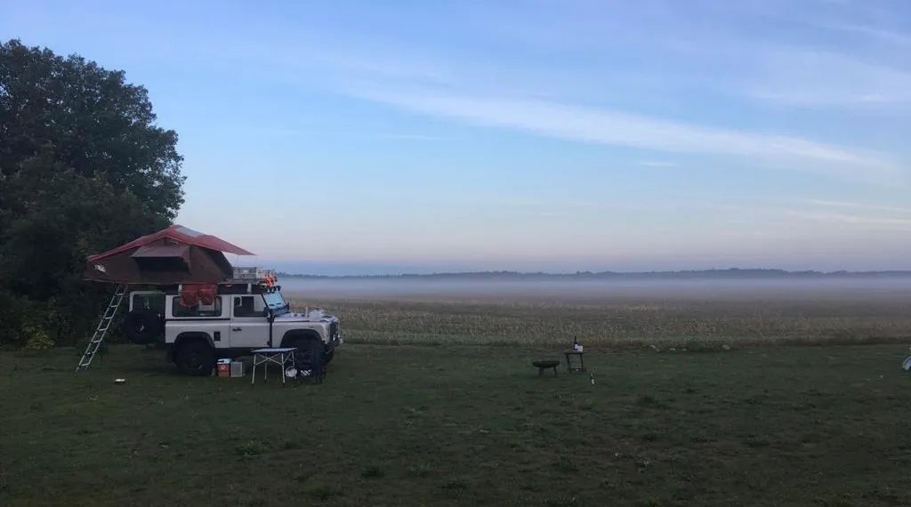 Alleinlage mit Sonnenuntergang