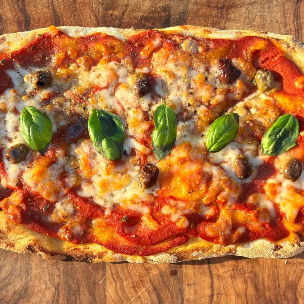 Homemade Pizza Margherita