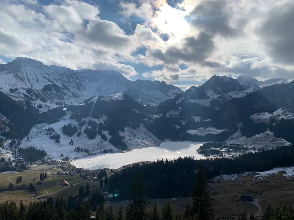 Immagine di Hanspeter & Kannika per lo spot 65