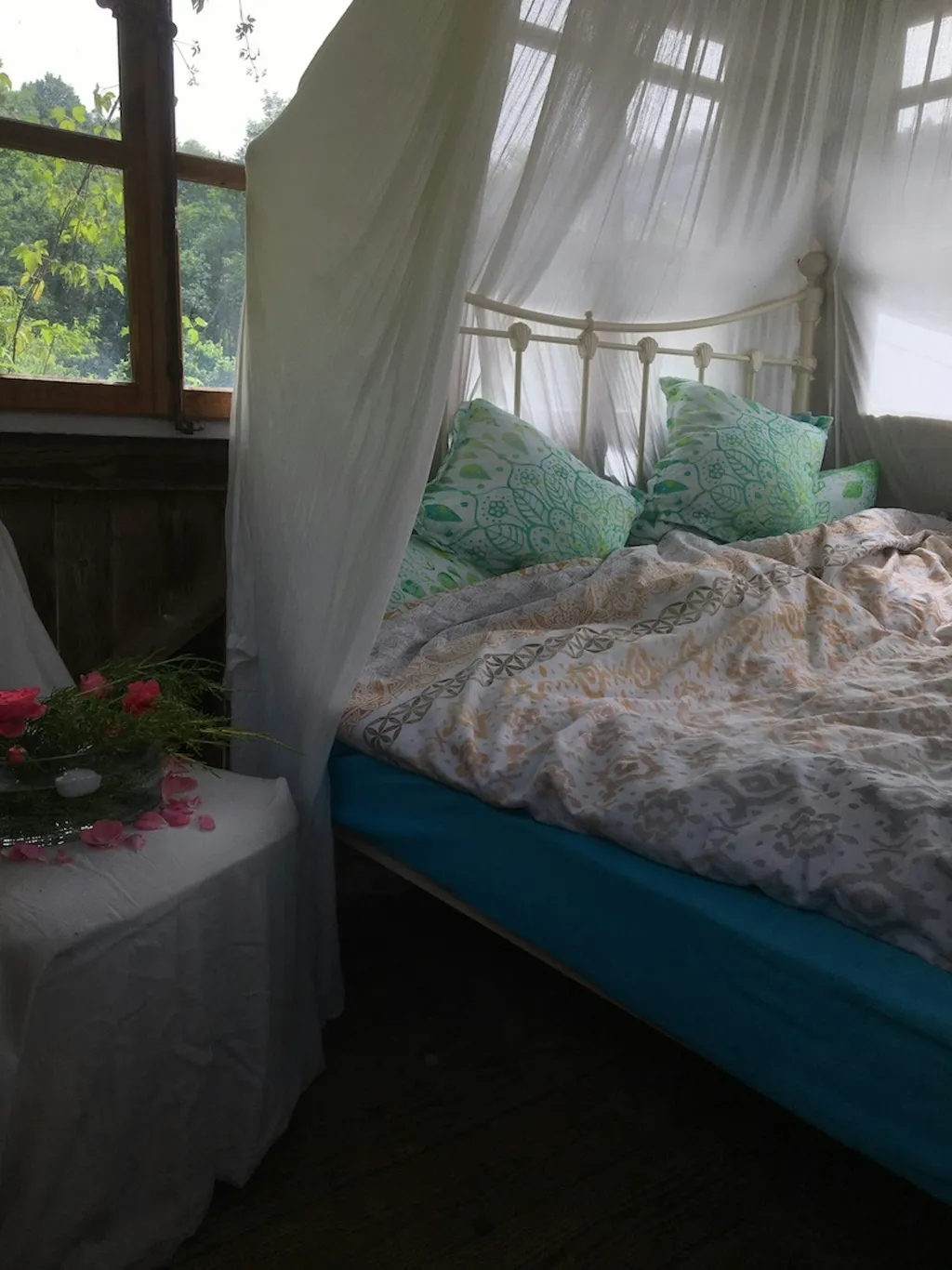 Pavillon im Gartenparadies