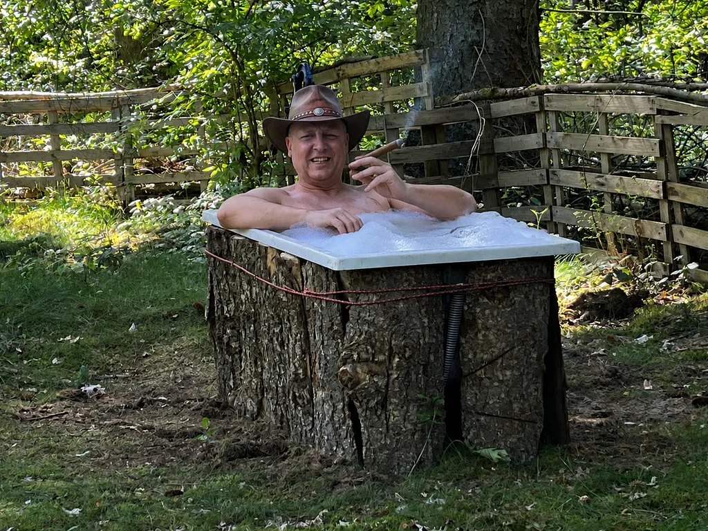 Ein Colt für alle Fälle am Brahmsee. Kalt aber genussvoll bei 30 Grad im Schatten.