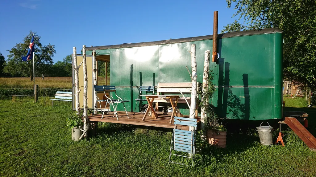 "Bauwagen" auf dem Schönbühlhof