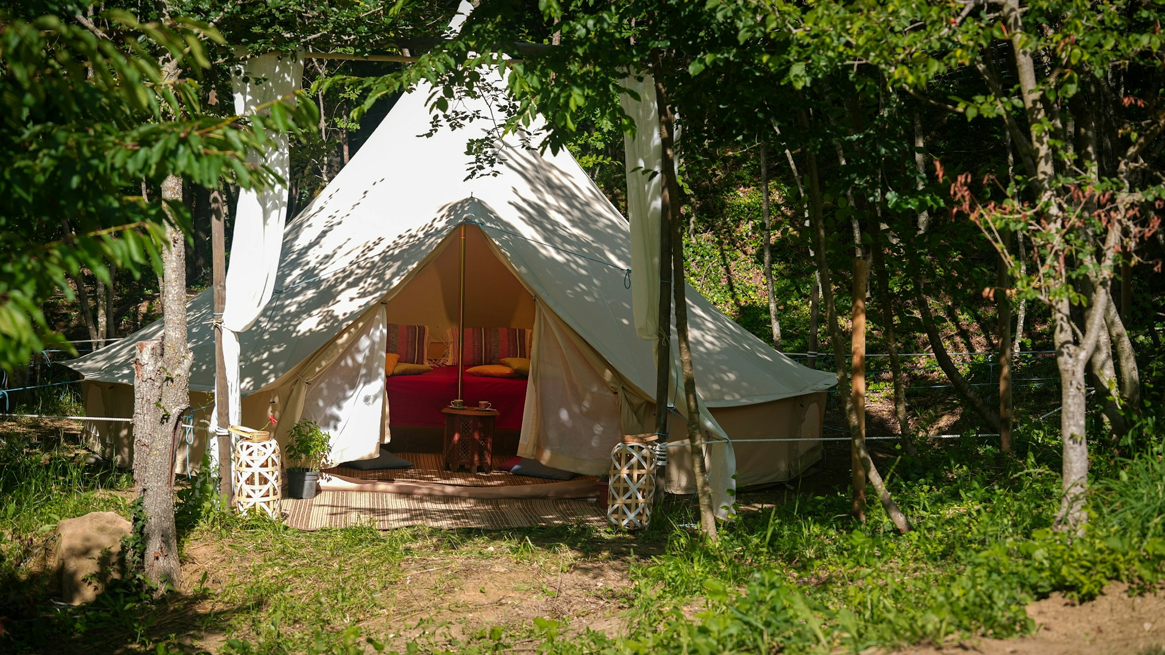 Il Granello - Wild Cherry Bell Tent