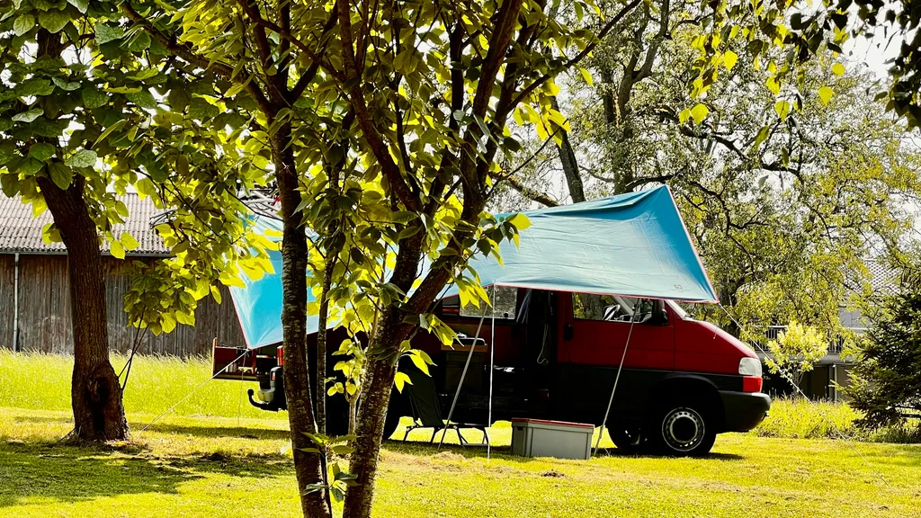🌿 Green Wolf - Kemmental Camping