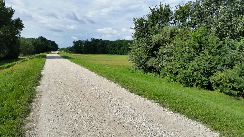 Zwischen Wien und Budapest bei Györ