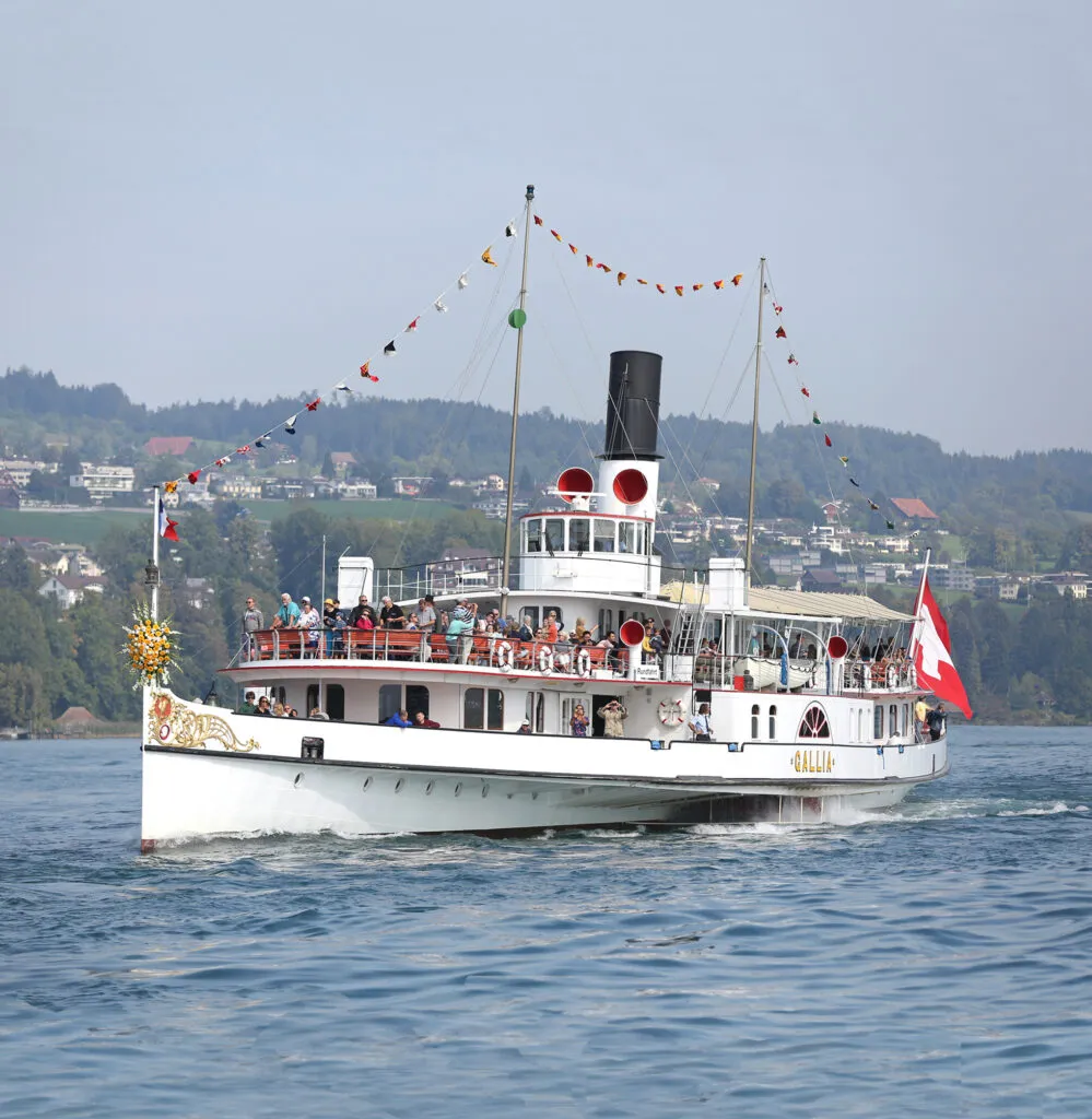 Dampfschiffahrt auf dem Vierwaldstättersee