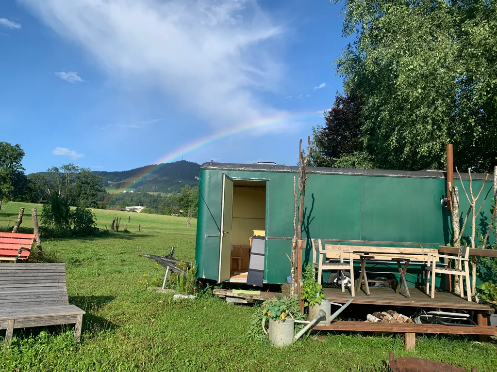 Image by Daniela for spot 834