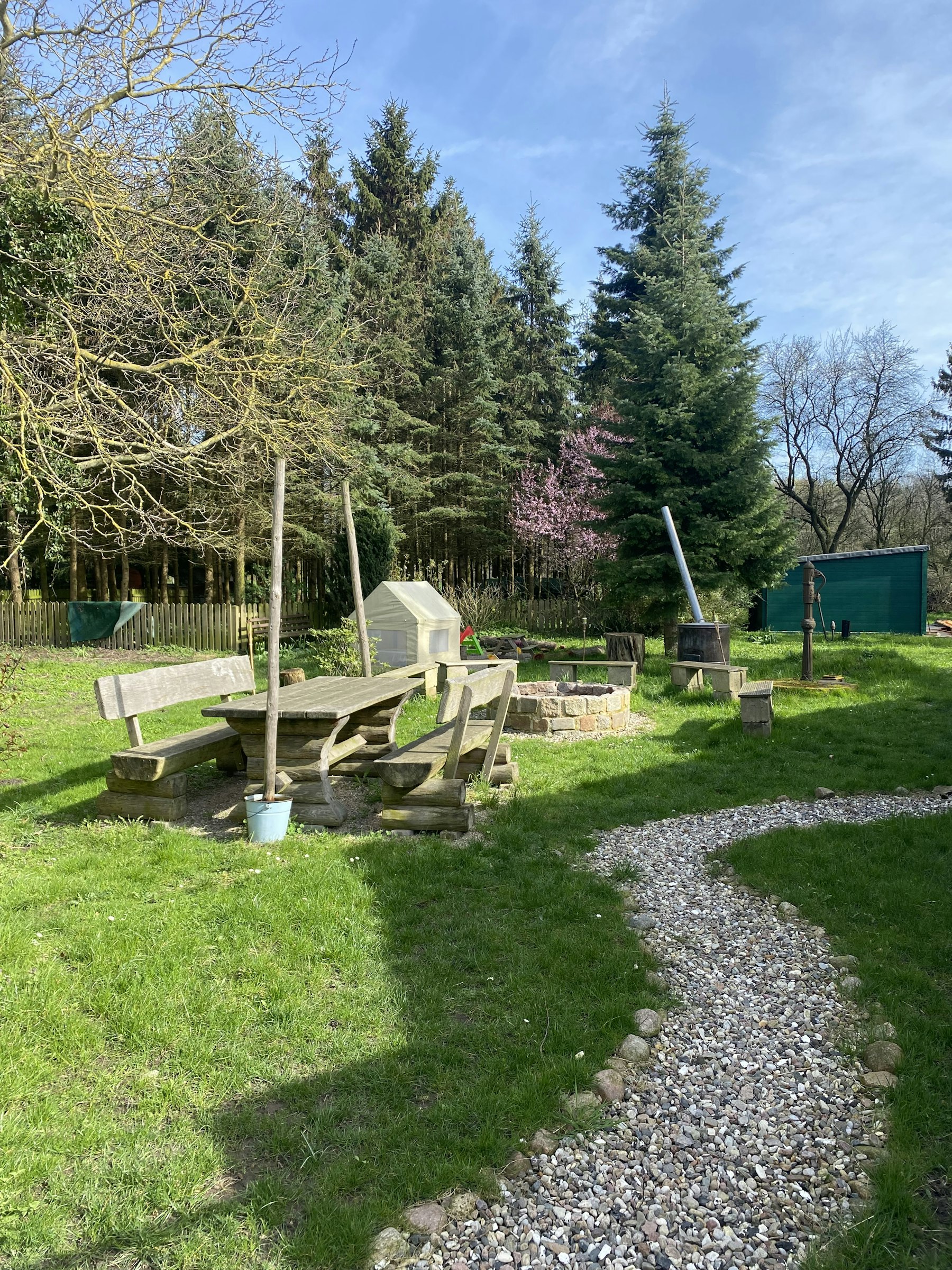 Kleine Hütte am Wald in Ostseenähe