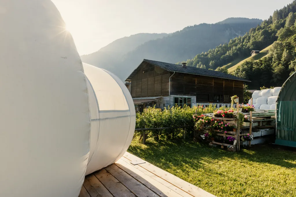 Bubble Tent - Erlebnis in den Bündner Bergen