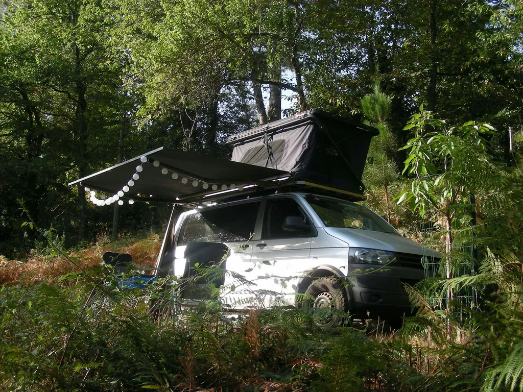 Camper dieser Größe haben viel Platz (ca. 30mx20m)