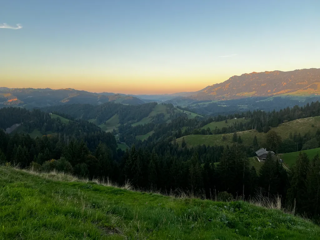 Image by Christoph for spot 4425