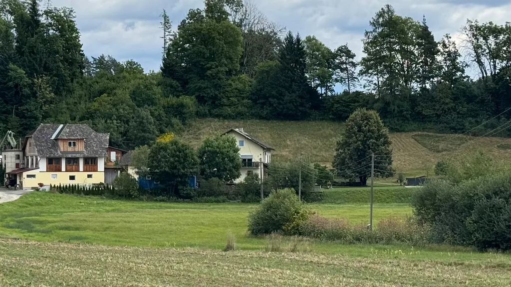 Der Bergschusterhof in der Ansicht bei der Anreise