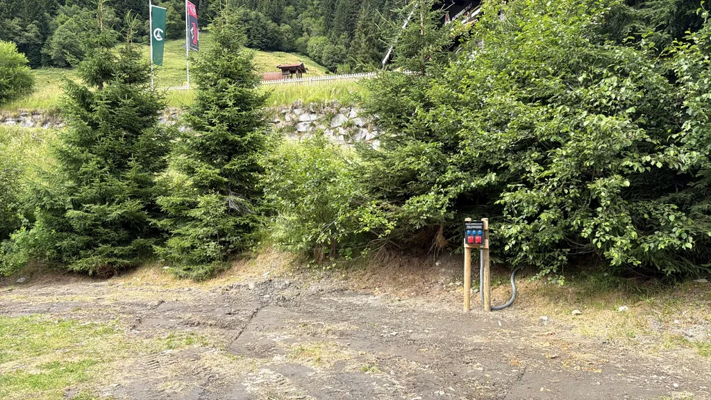 Stromplatz Schönmoosalm