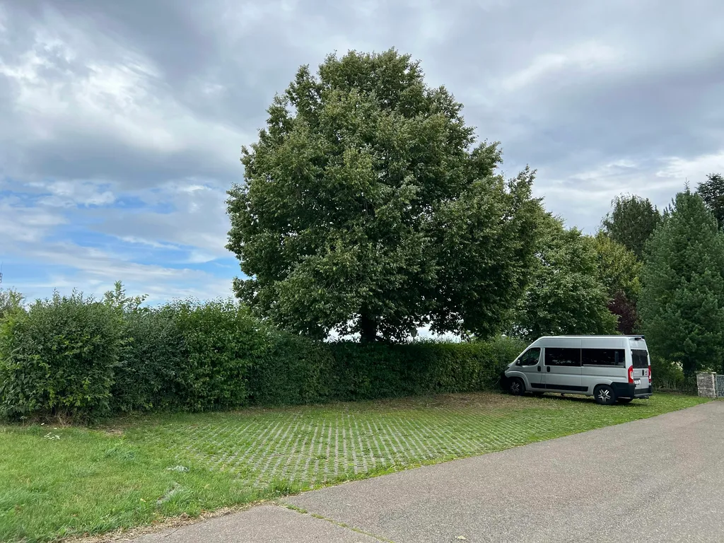 Einfacher Stellplatz Nähe Golfplatz