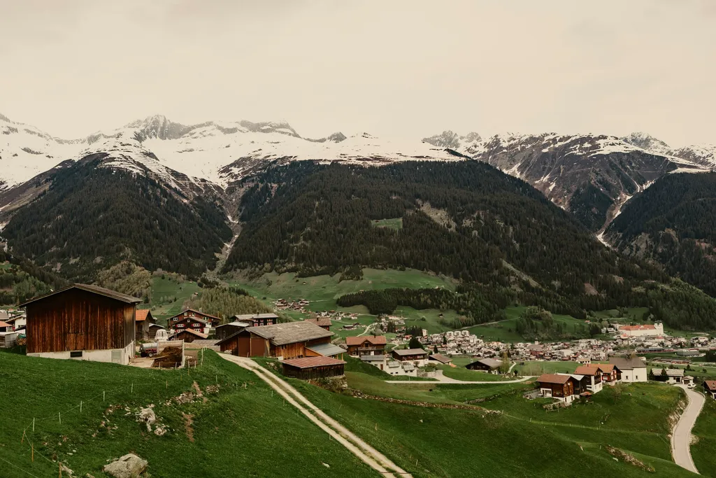 Mompé-Medel Camp