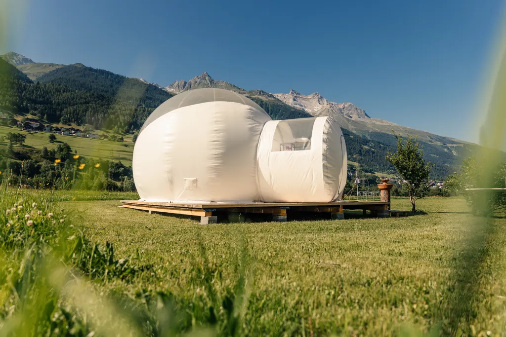 Bubble Tent - Erlebnis in den Bündner Bergen