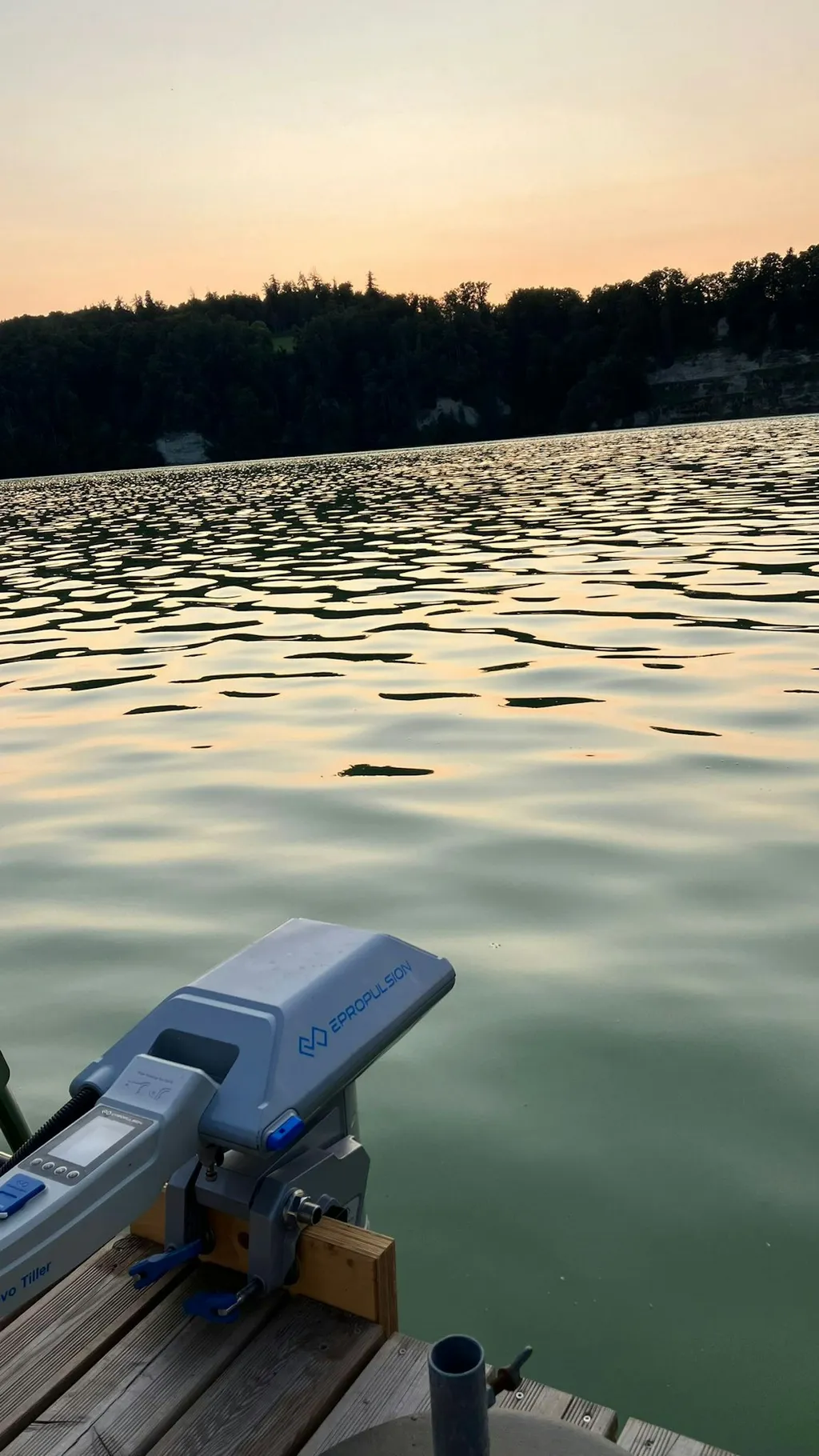 Camping-Plattform auf dem Floss