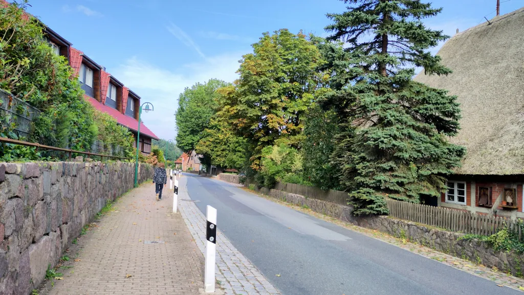 Mitten im Dorf, direkt im Grünen