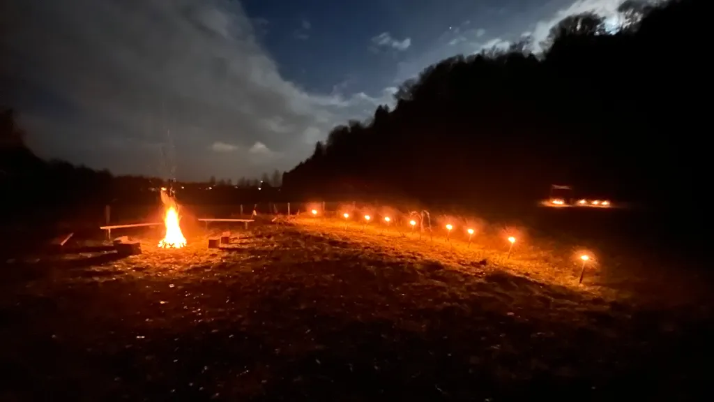 Feuer und Fackeln