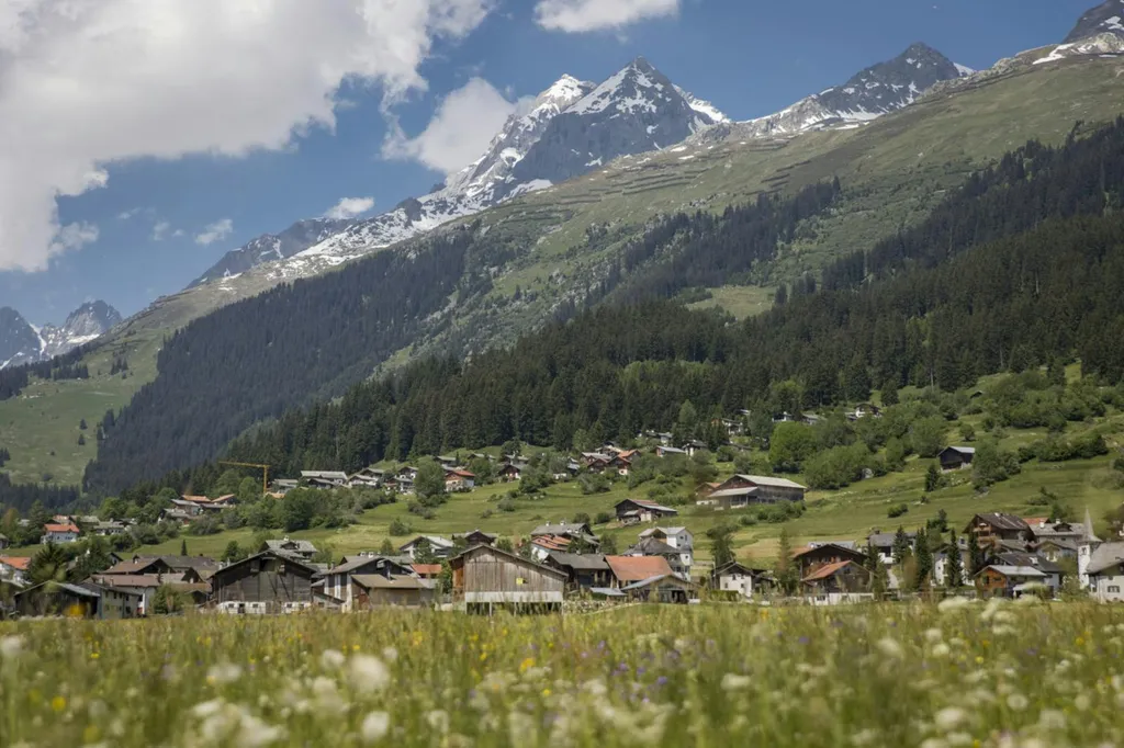 Stellplatz Muoth Brigels