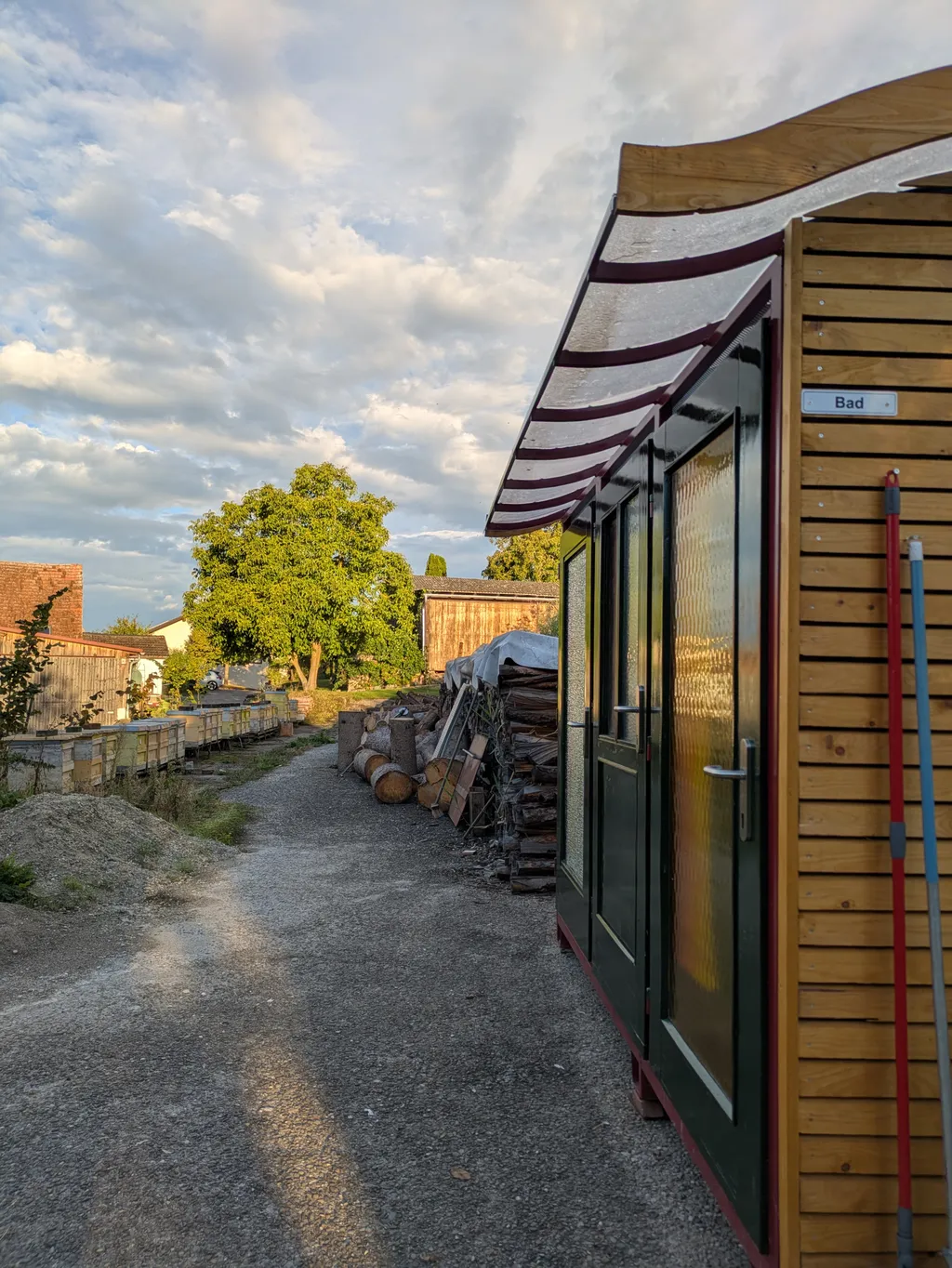 Image de She-La pour le spot 1717