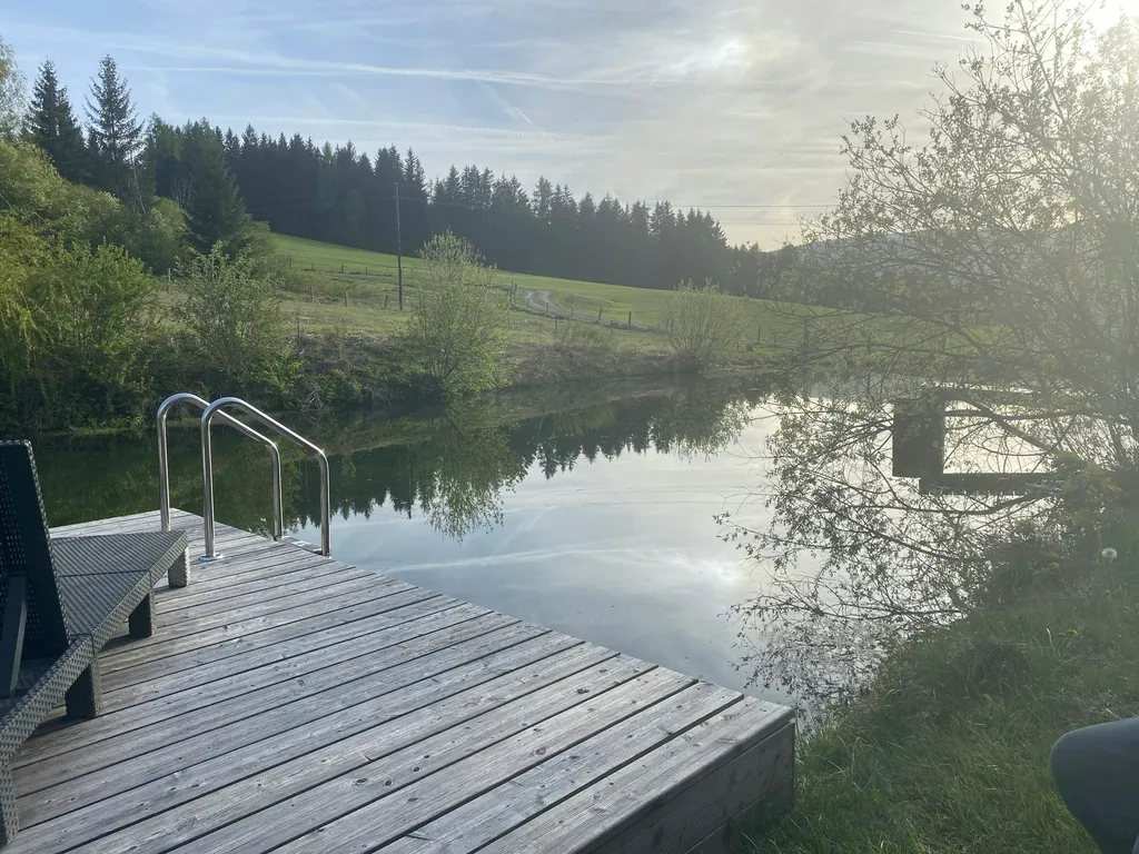 Stellplatz am Naturteich+Hütte