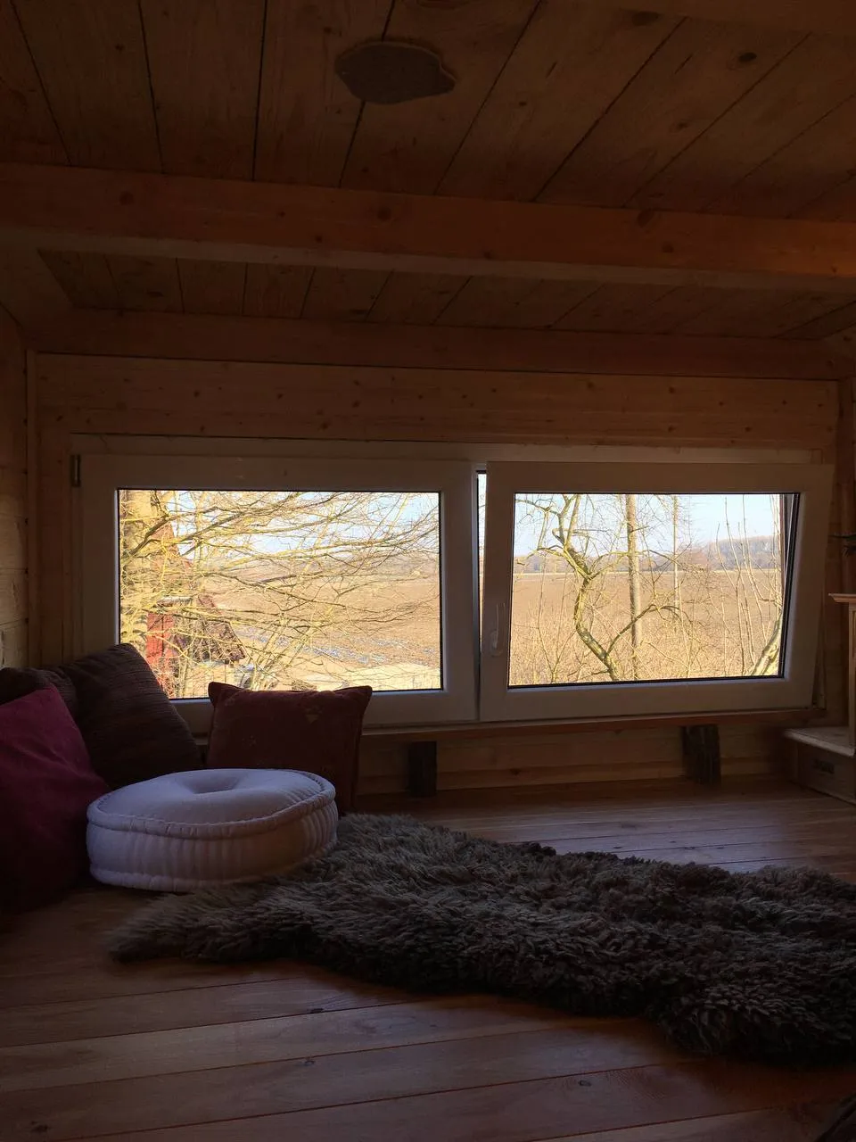 Tiny House 2-stöckig in der Natur