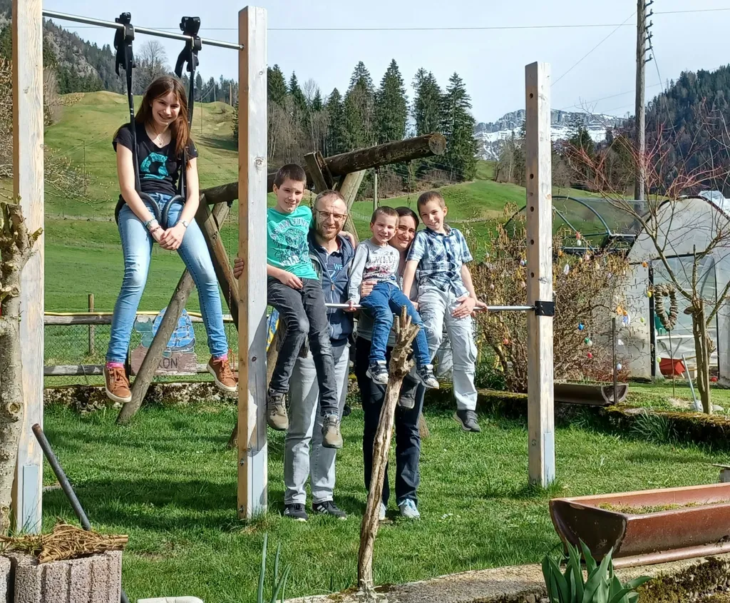 Zwischen Bach und Bauernhof.