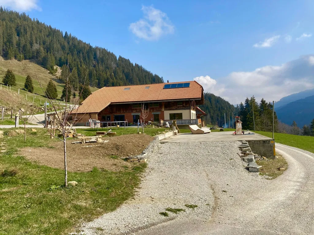 Auf dem Schloss über dem Schwarzsee