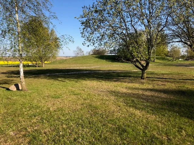 Traumhaftes Naturgrundstück in Wassernähe