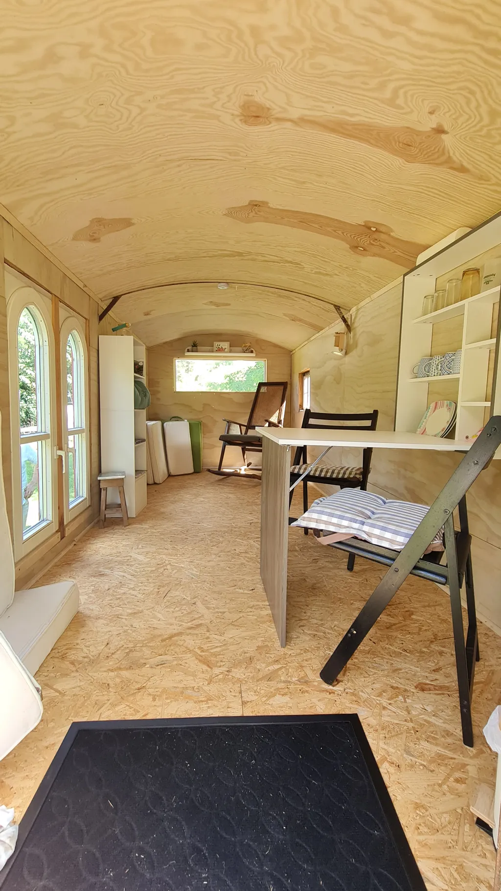 Urlaub im Schäferwagen zwischen alten Apfelbäumen