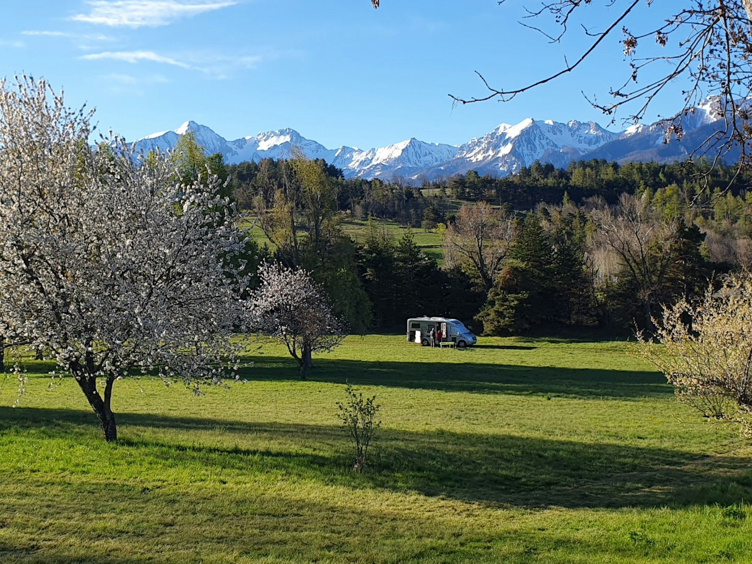 Pas de Côté, Gamping : Serre Ponçon