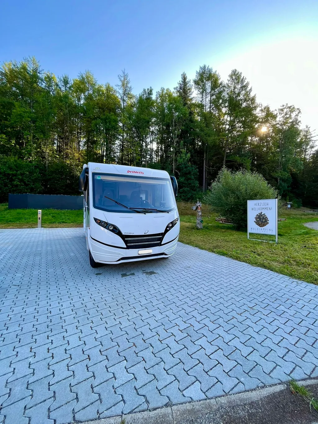 Kurzzeit-Stellplatz auf Waldcamping