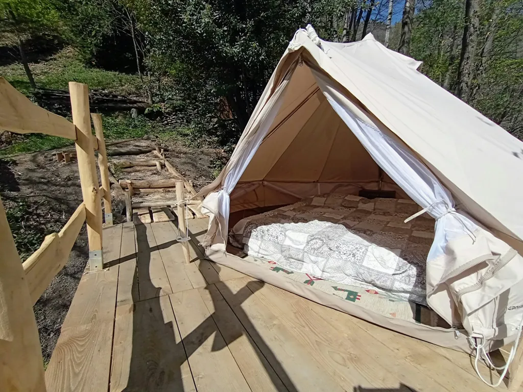 Bell tent. Avventura nel bosco
