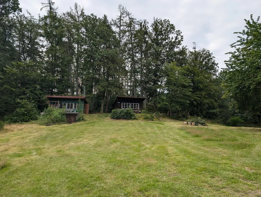 Forsthaus-Camp mitten im Wald