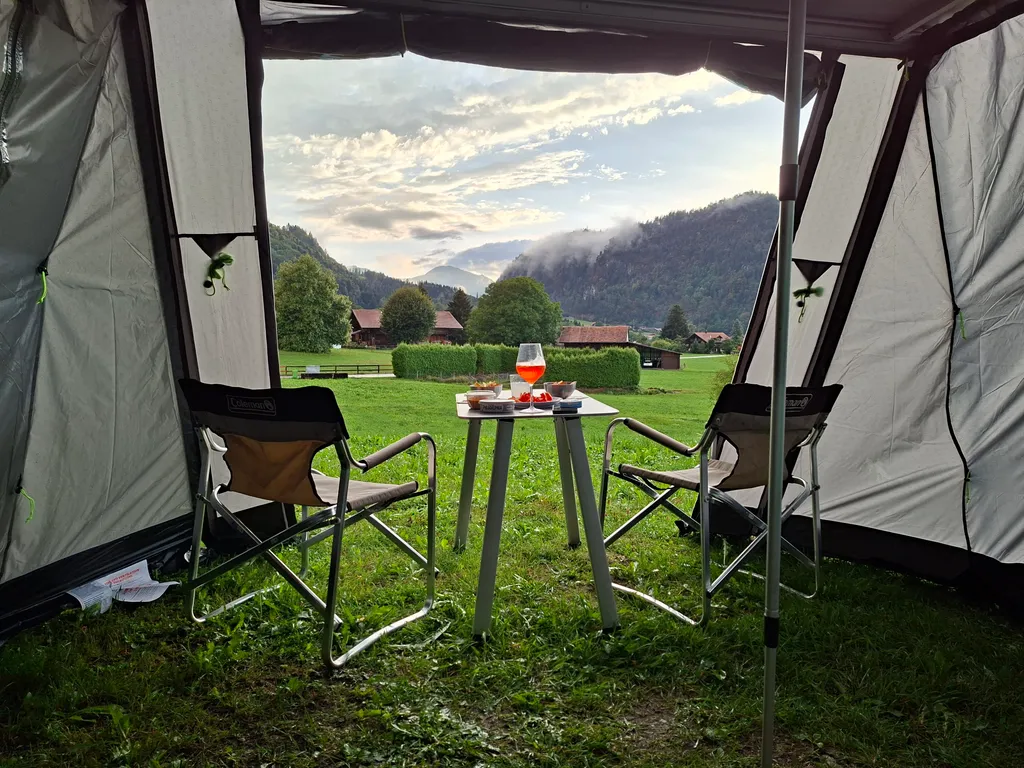 Immagine di Monja & Simon per lo spot 3973