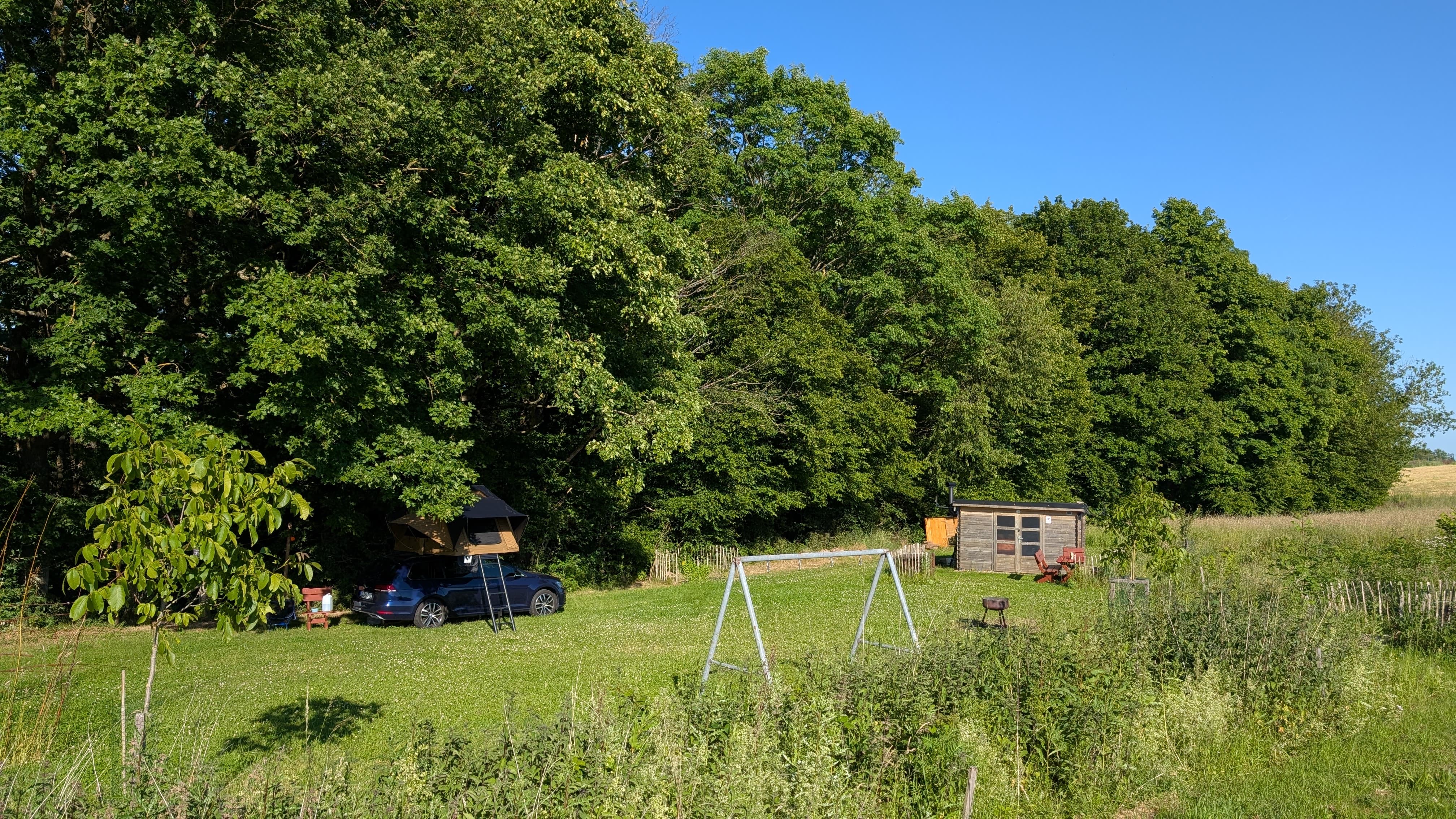 Schlafen am Waldrand