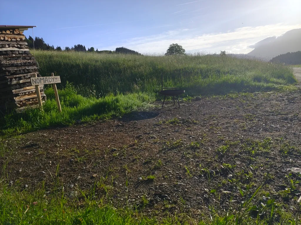 Das Camp in der Morgensonne.