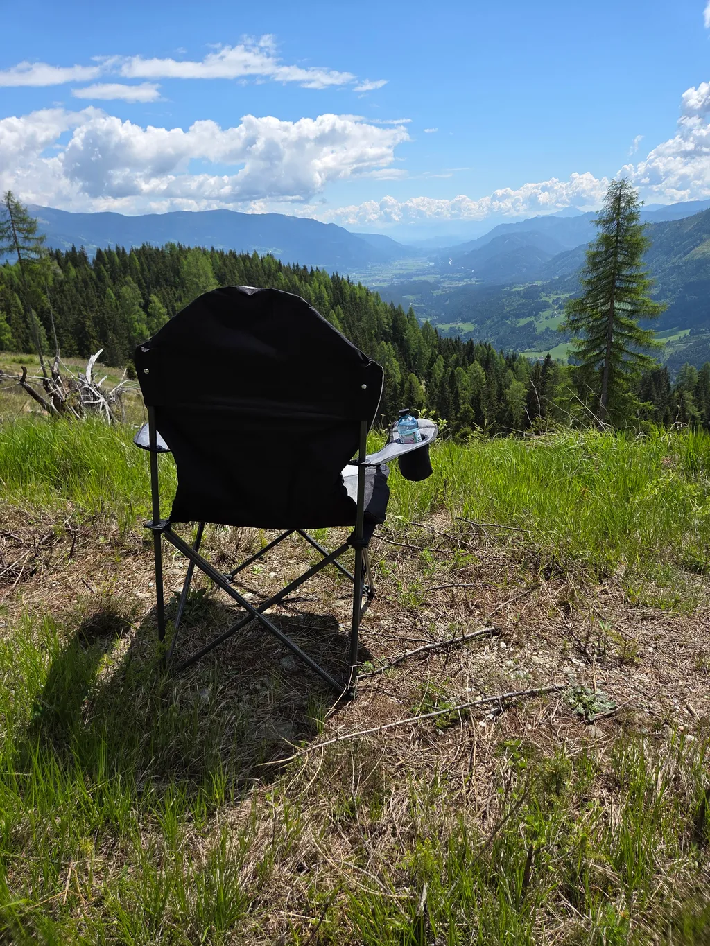Camp zwischen Wald und Wiese