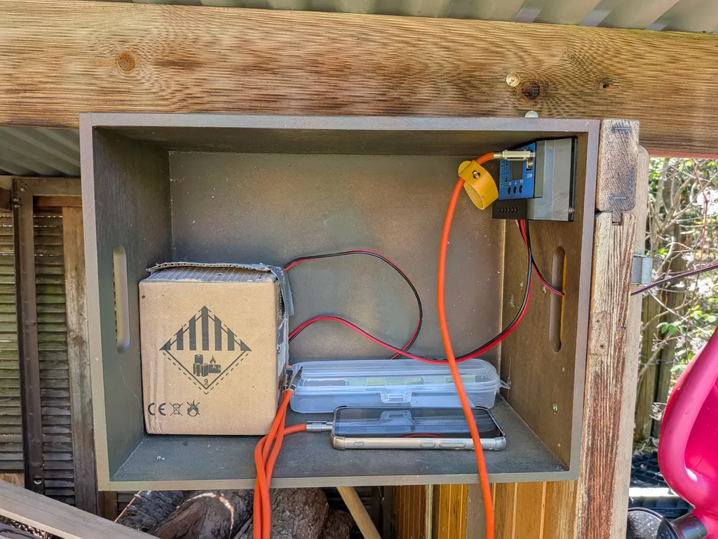 Handy "Tankstelle"