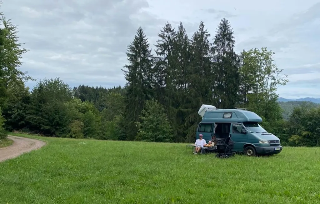 Naturbaden-Stellplatz Hohe Tannen